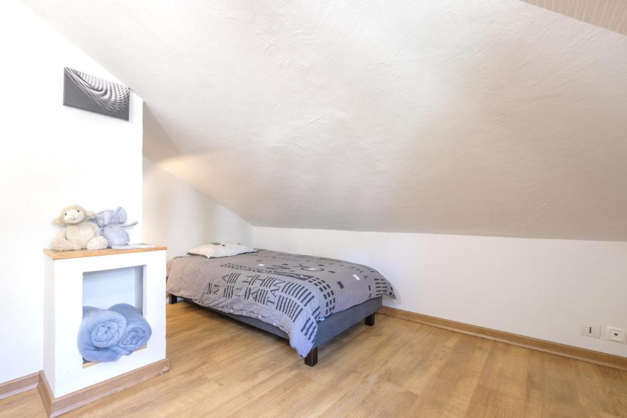 Beau Duplex: Cozy 3-Star Gite with Netflix and Parking Albertville Exterior photo